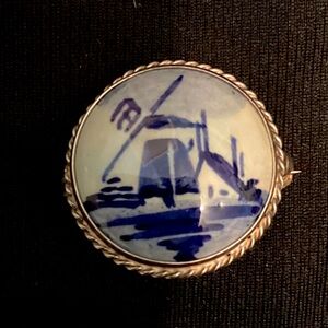 Vintage 1950s Delfts iconic ceramic & sterling “windmill“ brooch